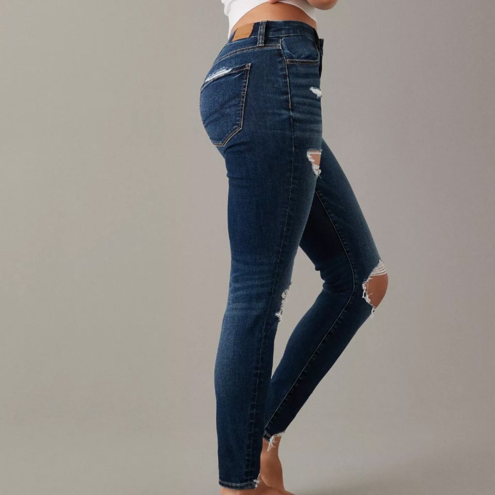 AE Next Level Curvy High-Waisted Ripped Jegging